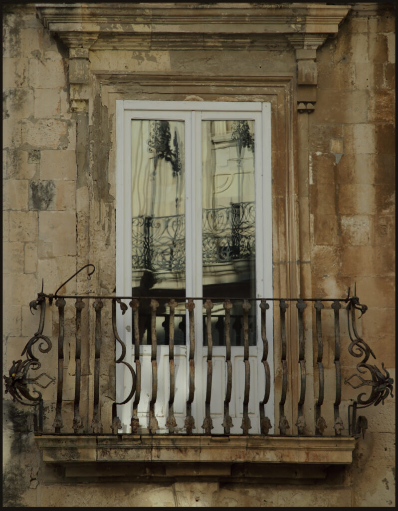 BALCONE BAROCCO IN PIETRA BIANCA DI SIRACUSA