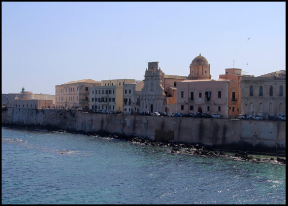 LUNGOMARE DI ORTIGIA (SR)